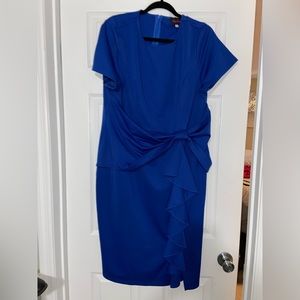 Women’s plus size cocktail dress